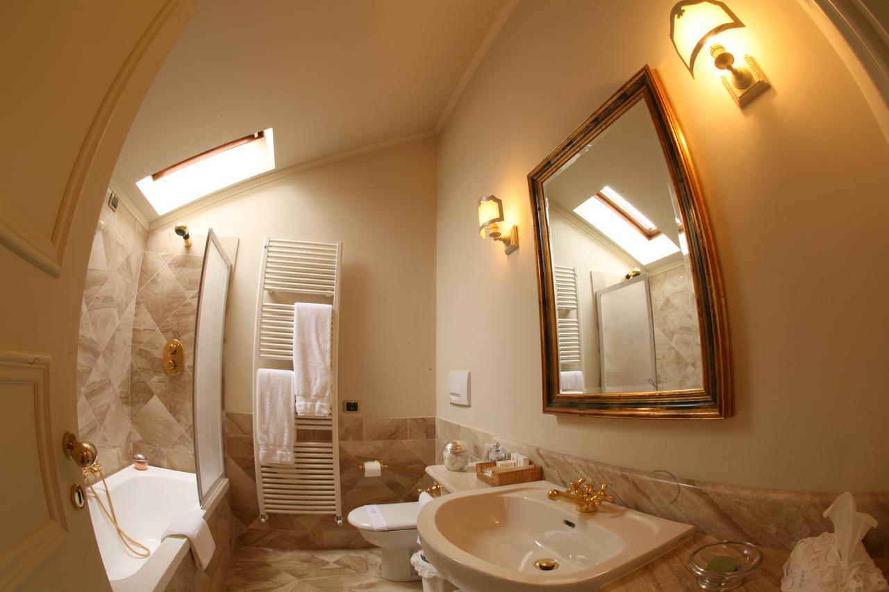 Il Sole Di Ranco Hotel Kültér fotó